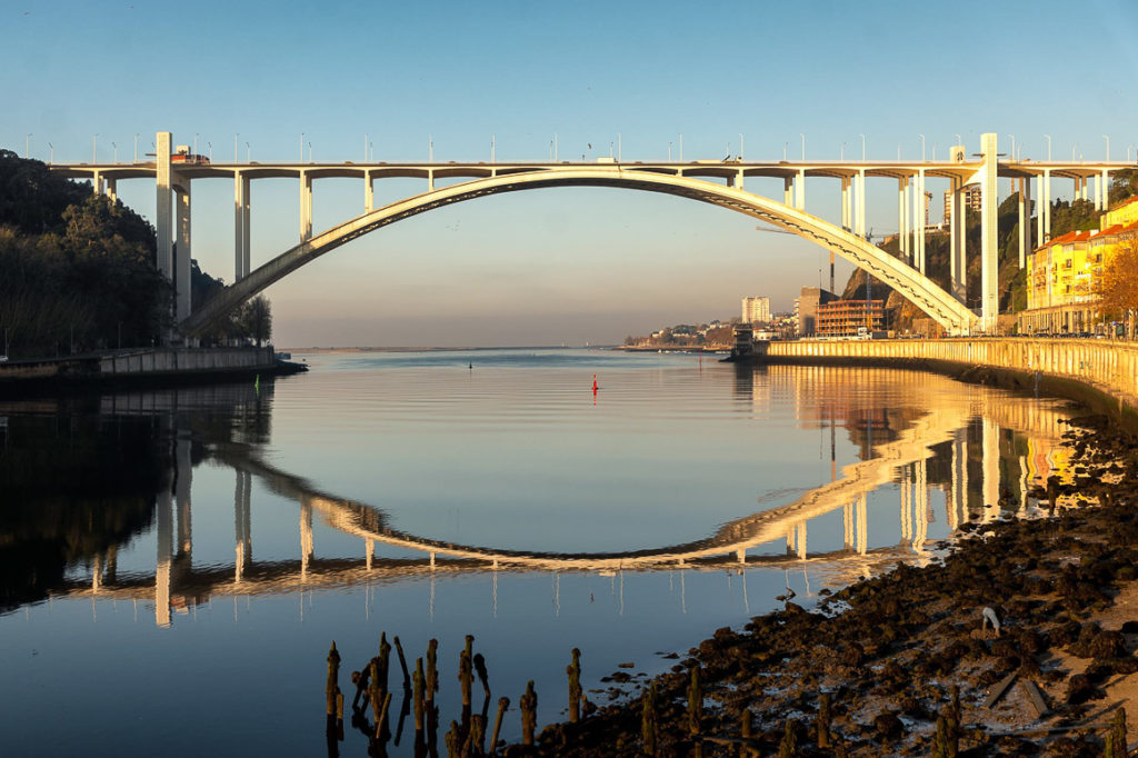 Resultado de imagem para ponte arrabida